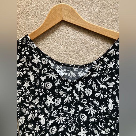 Gap fit and flare mini dress, size 4 - Picture 7 of 12